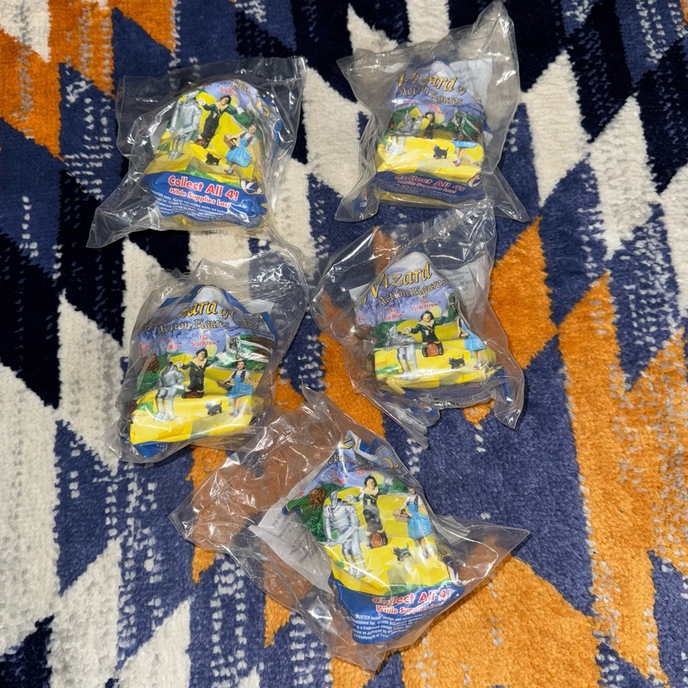 Set of 5 The Wizard of Oz Figures Blockbuster Play Pak Sealed Dorothy Toys New